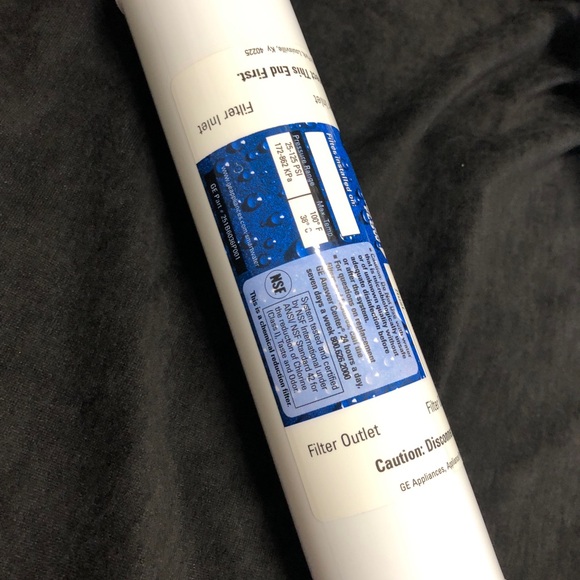 GE SmartWater Inline Refrigerator Water Filter - Picture 8 of 11